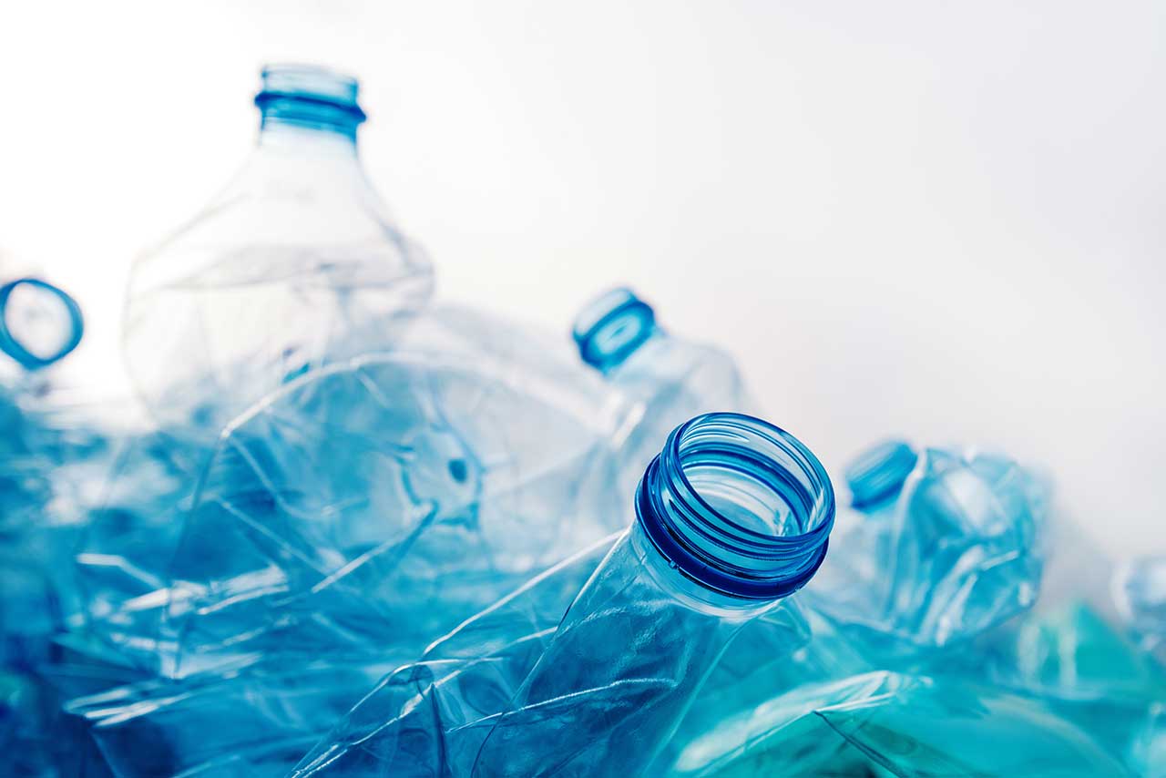 plastic-water-bottles.jpg 