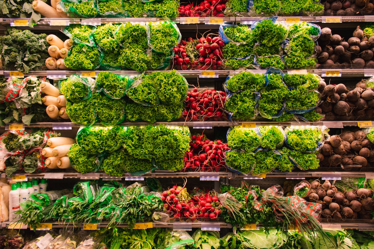 Picture of produce at grocery store