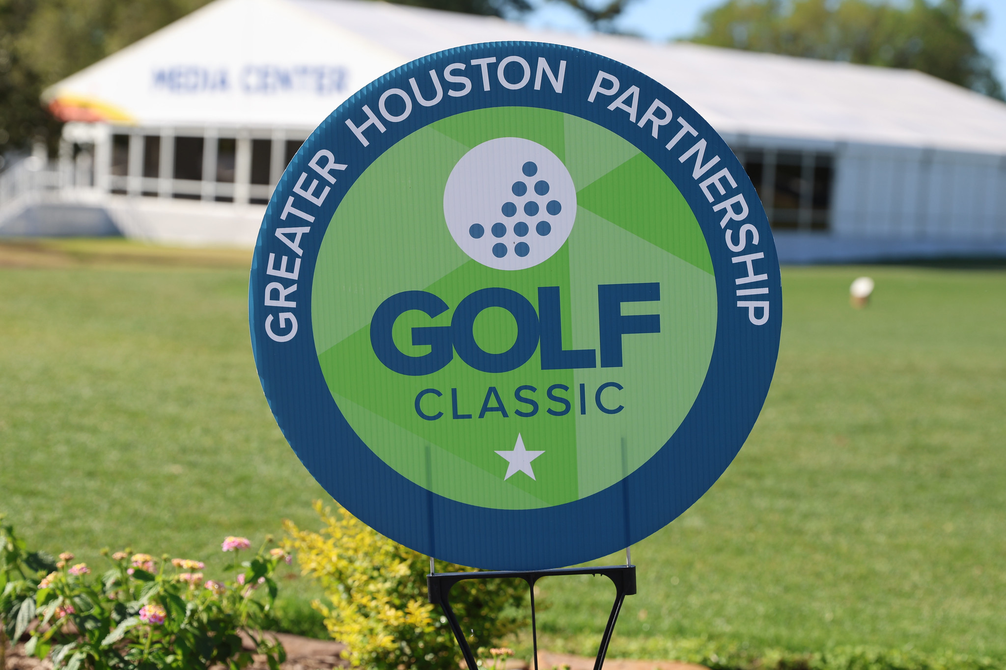 golf classic.jpg